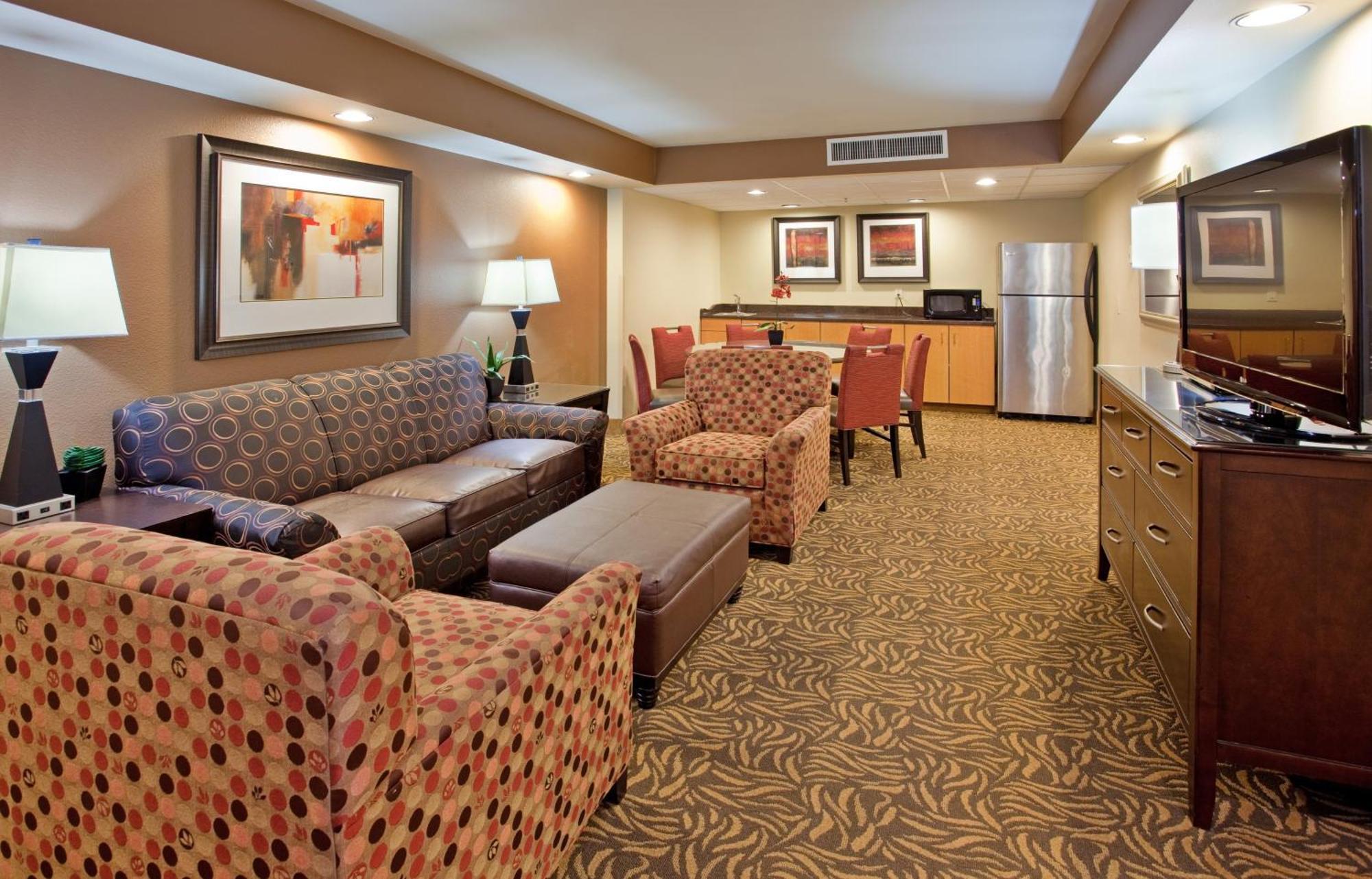 Holiday Inn Kearney By Ihg Ngoại thất bức ảnh